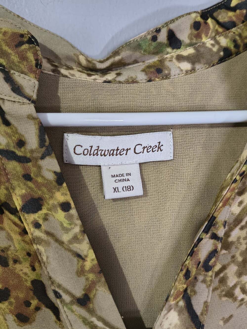 Coldwater Creek Sheer Long Sleeve Button Down Brown Floral Fall Vibes XL (18) - Picture 6 of 12